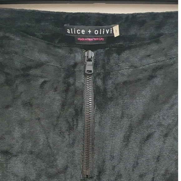 alice + olivia Women's Front Zip Leggings Sze 6 - Picture 3 of 8